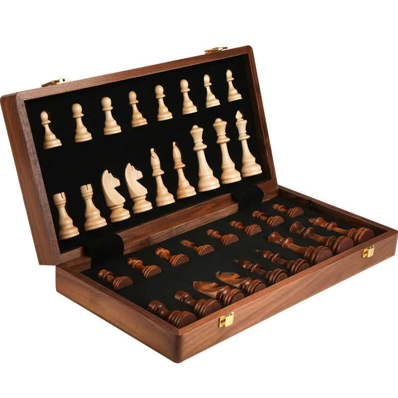 Montessori-Schachspiel aus Holz